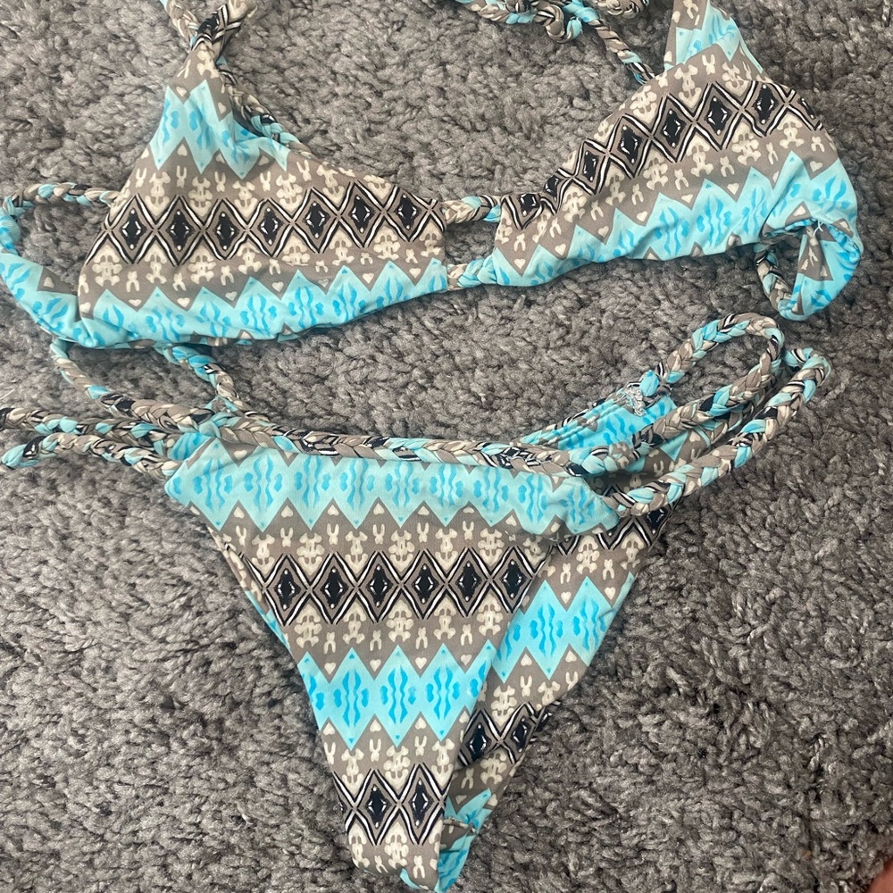 Frankie’s Bikinis Set Blue Aztec